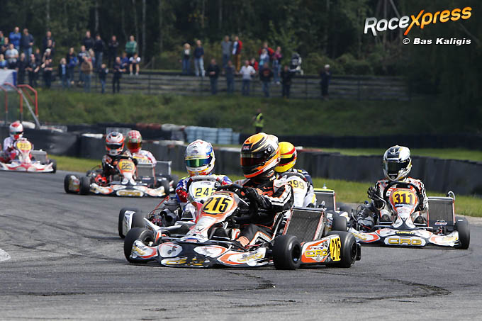 Finn Kooijman voor Davide Fore